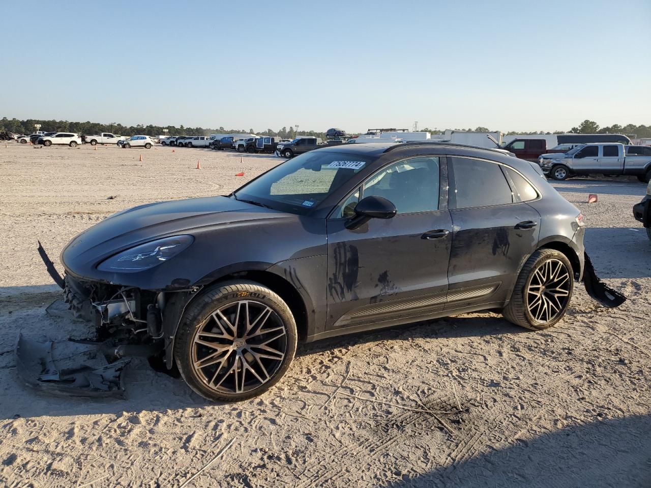 2022 PORSCHE MACAN  VIN:WP1AA2A59NLB00450