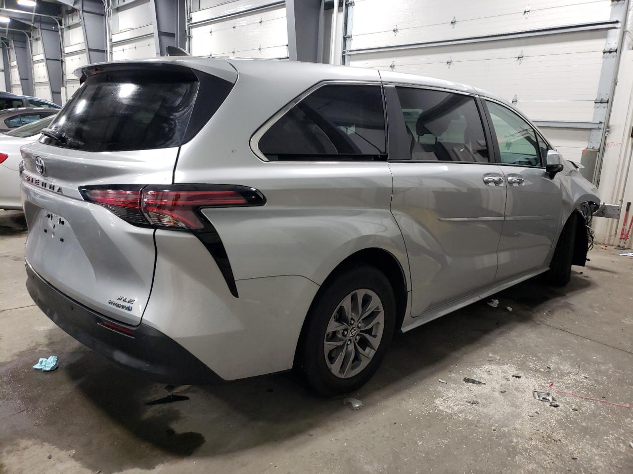 2022 TOYOTA SIENNA XLE VIN:5TDYSKFC0NS070208