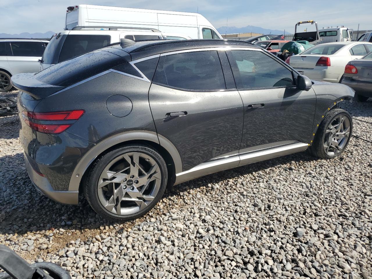 2024 GENESIS GV60 PERFORMANCE VIN:KMUKEDSB5RU020120