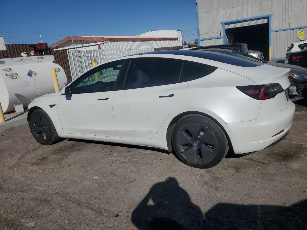 2022 TESLA MODEL 3  VIN:5YJ3E1EA2NF147743