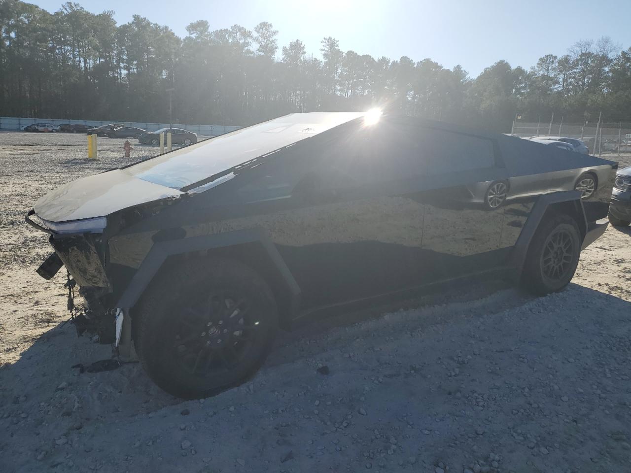 2024 TESLA CYBERTRUCK  VIN:7G2CEHED5RA031214