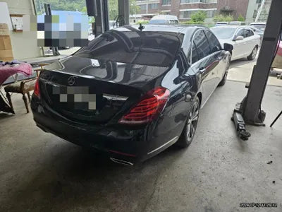 2015 Mercedes-Benz S 500 VIN: