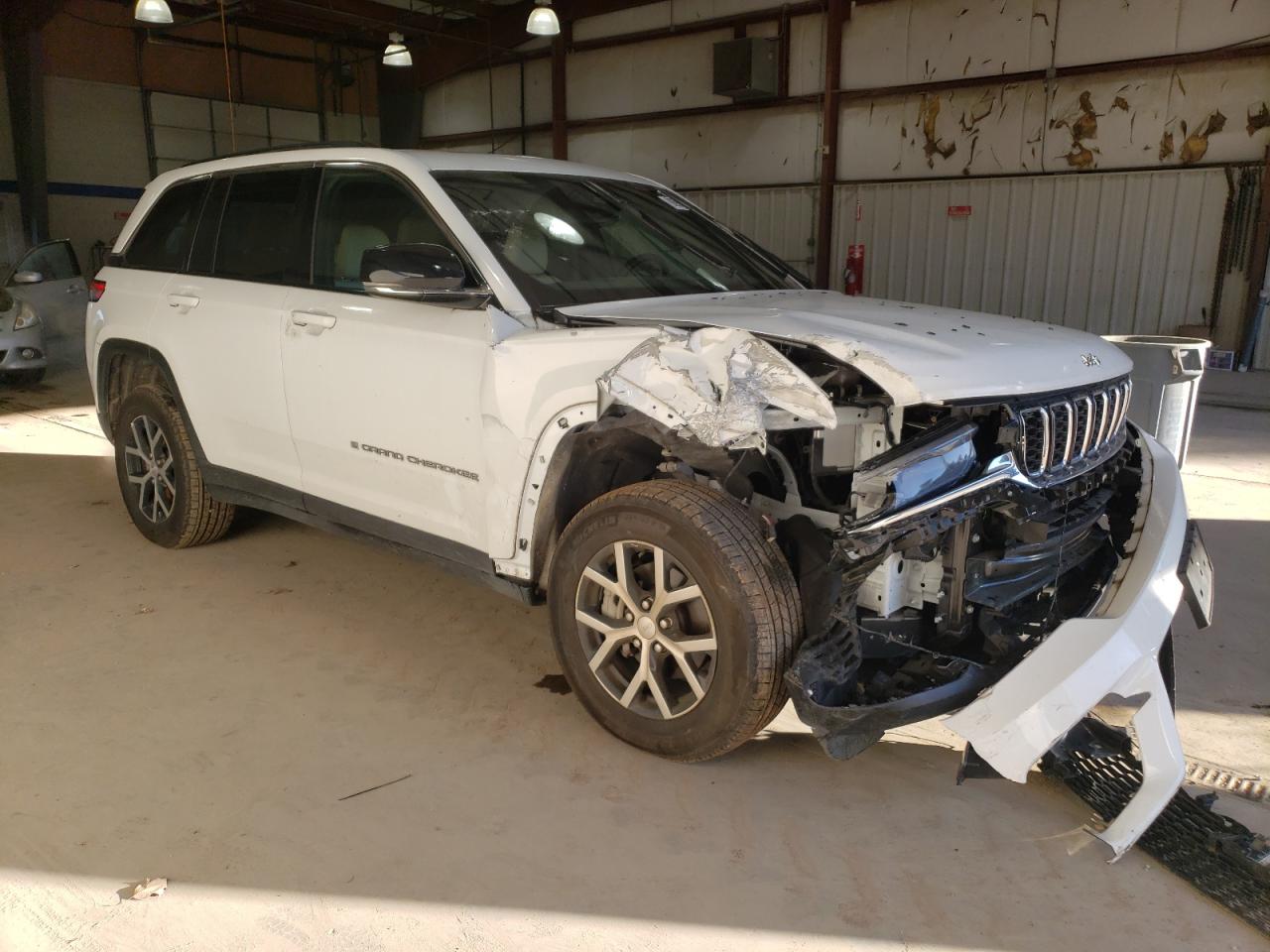 2023 JEEP GRAND CHEROKEE LIMITED VIN:1C4RJHBG7P8900631