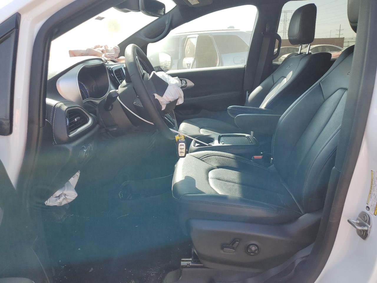 2024 CHRYSLER PACIFICA HYBRID SELECT VIN:2C4RC1S77RR138300