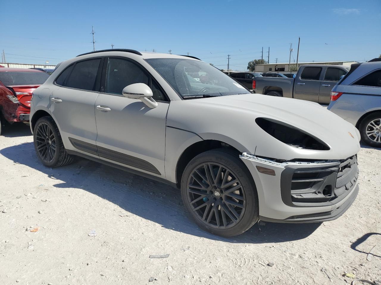 2022 PORSCHE MACAN  VIN:WP1AA2A58NLB07759