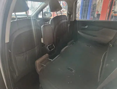 2019 Hyundai Santa FE KMHS381BBKU019825 VIN:KMHS381BBKU019825