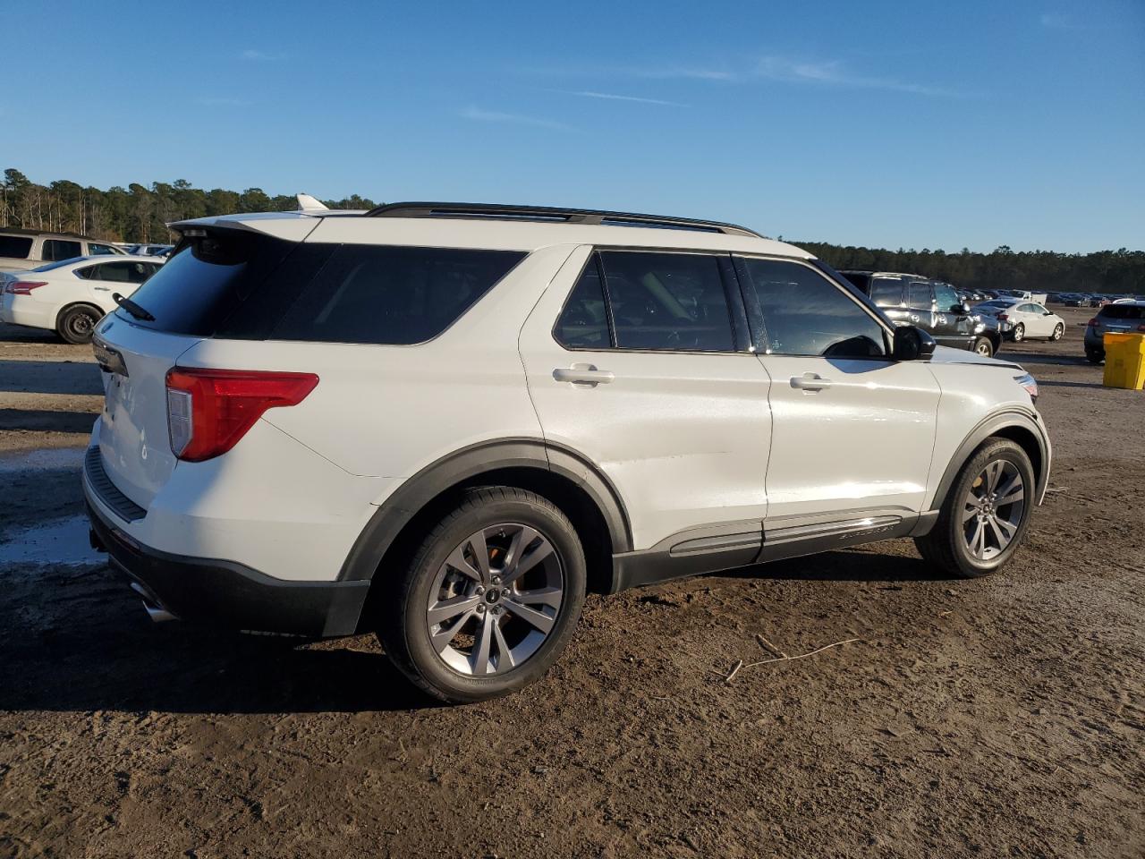 2022 FORD EXPLORER XLT VIN:1FMSK7DH2NGB36507
