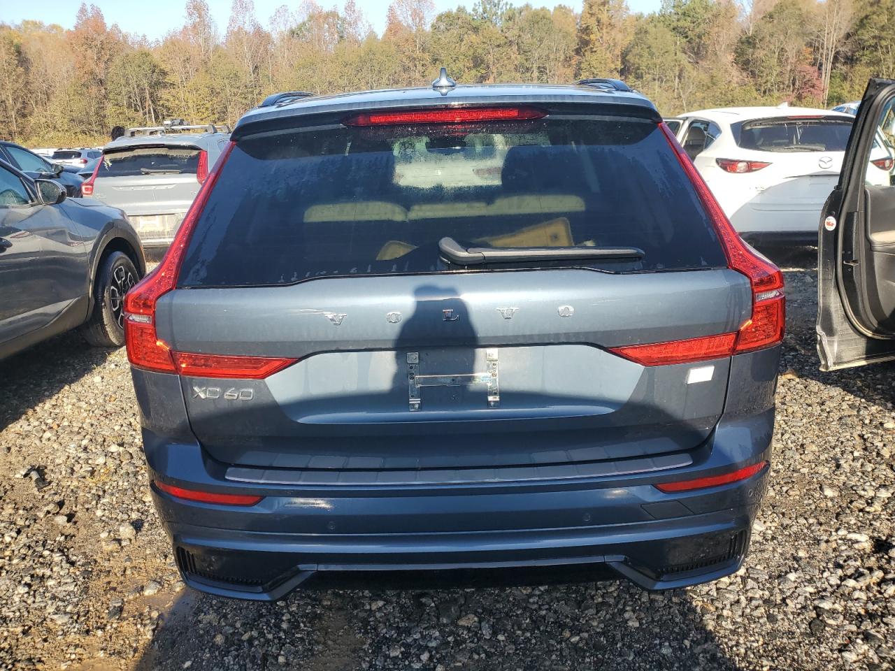 2024 VOLVO XC60 PLUS VIN:YV4H60DL1R1781914