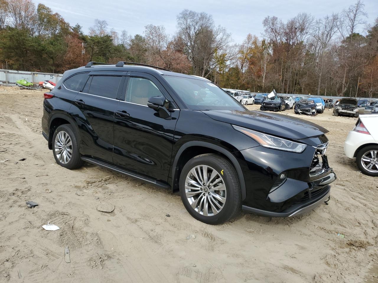 2022 TOYOTA HIGHLANDER PLATINUM VIN:5TDFZRBH0NS238748