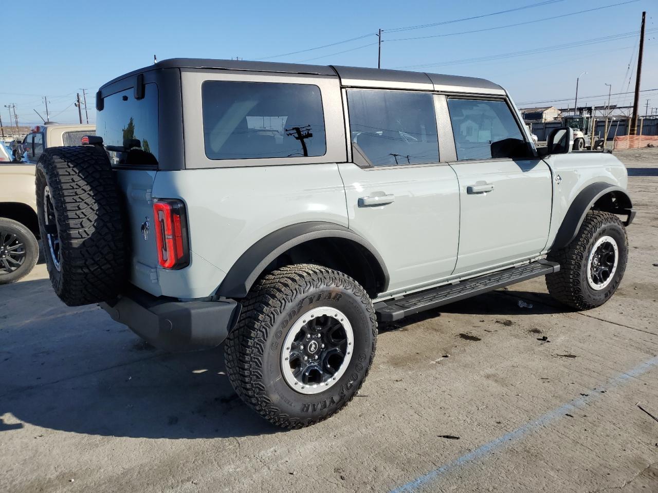 2023 FORD BRONCO BASE VIN:1FMEE5DP1PLB44284