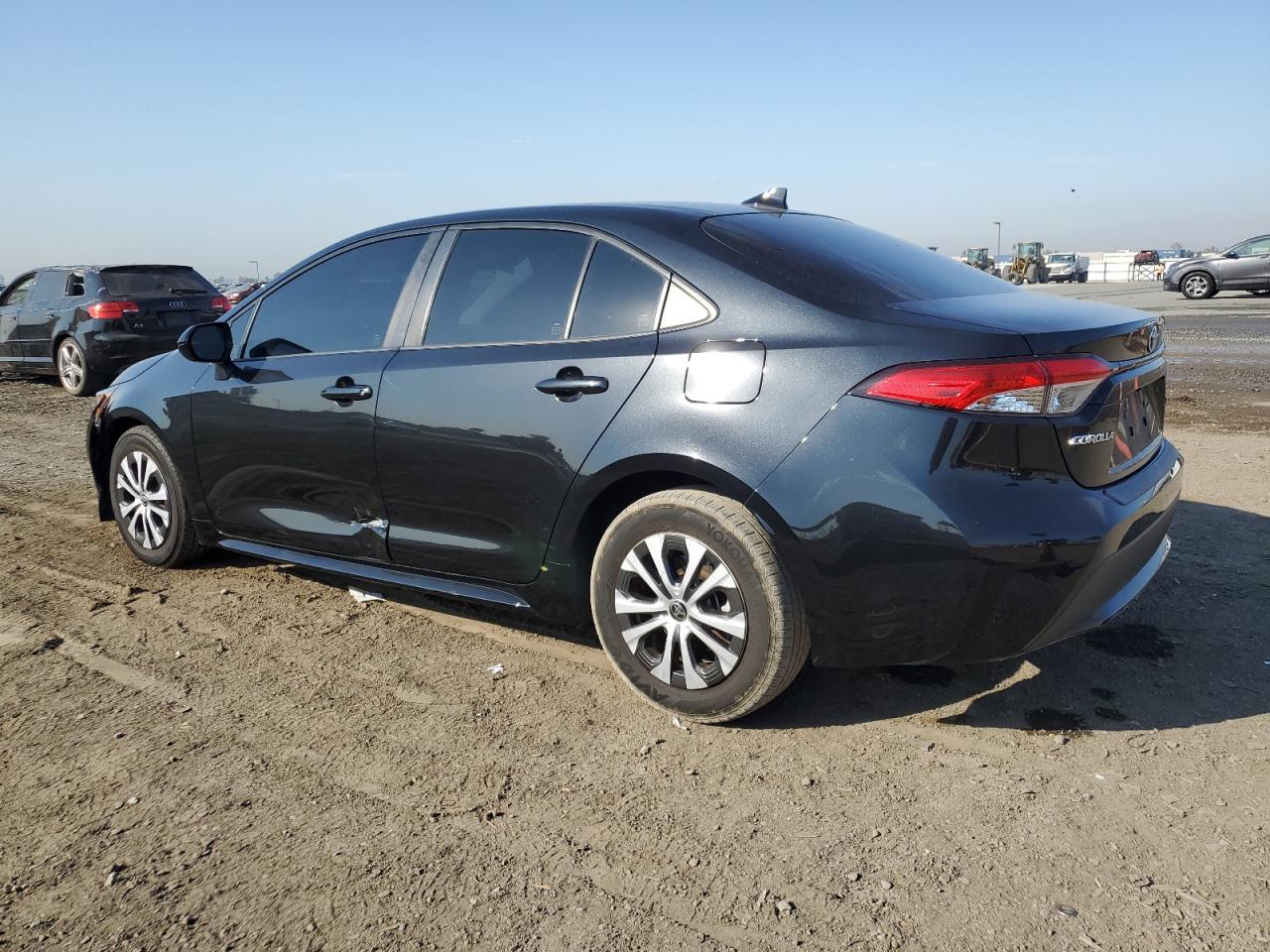 2022 TOYOTA COROLLA LE VIN:JTDEAMDEXNJ040183