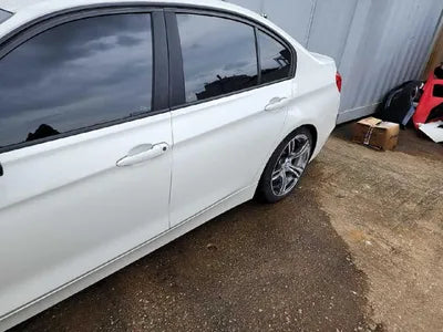 2015 BMW 320 WBA3E1104FF948407 VIN:WBA3E1104FF948407