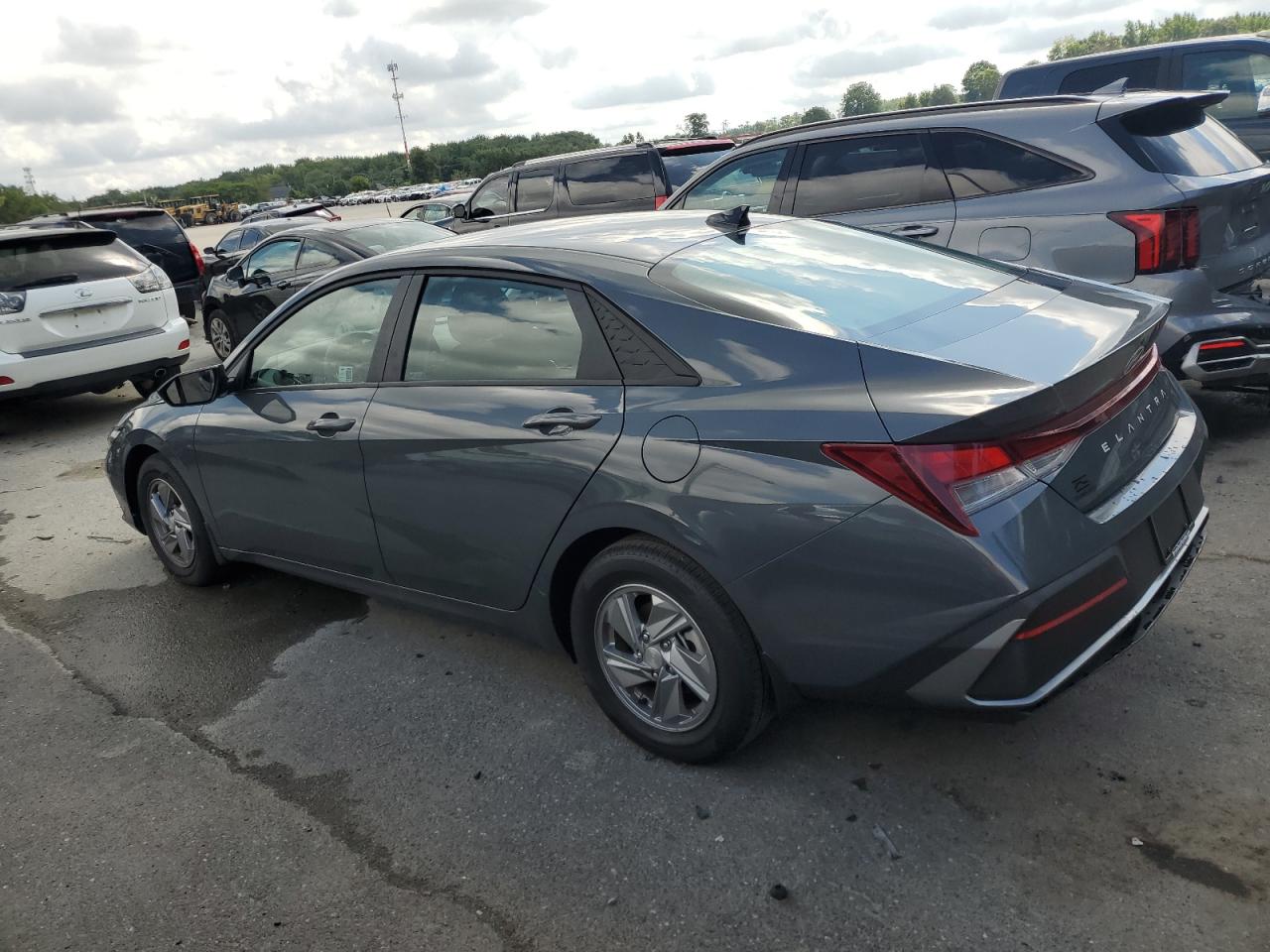 2024 HYUNDAI ELANTRA SE VIN:KMHLL4DG3RU741702