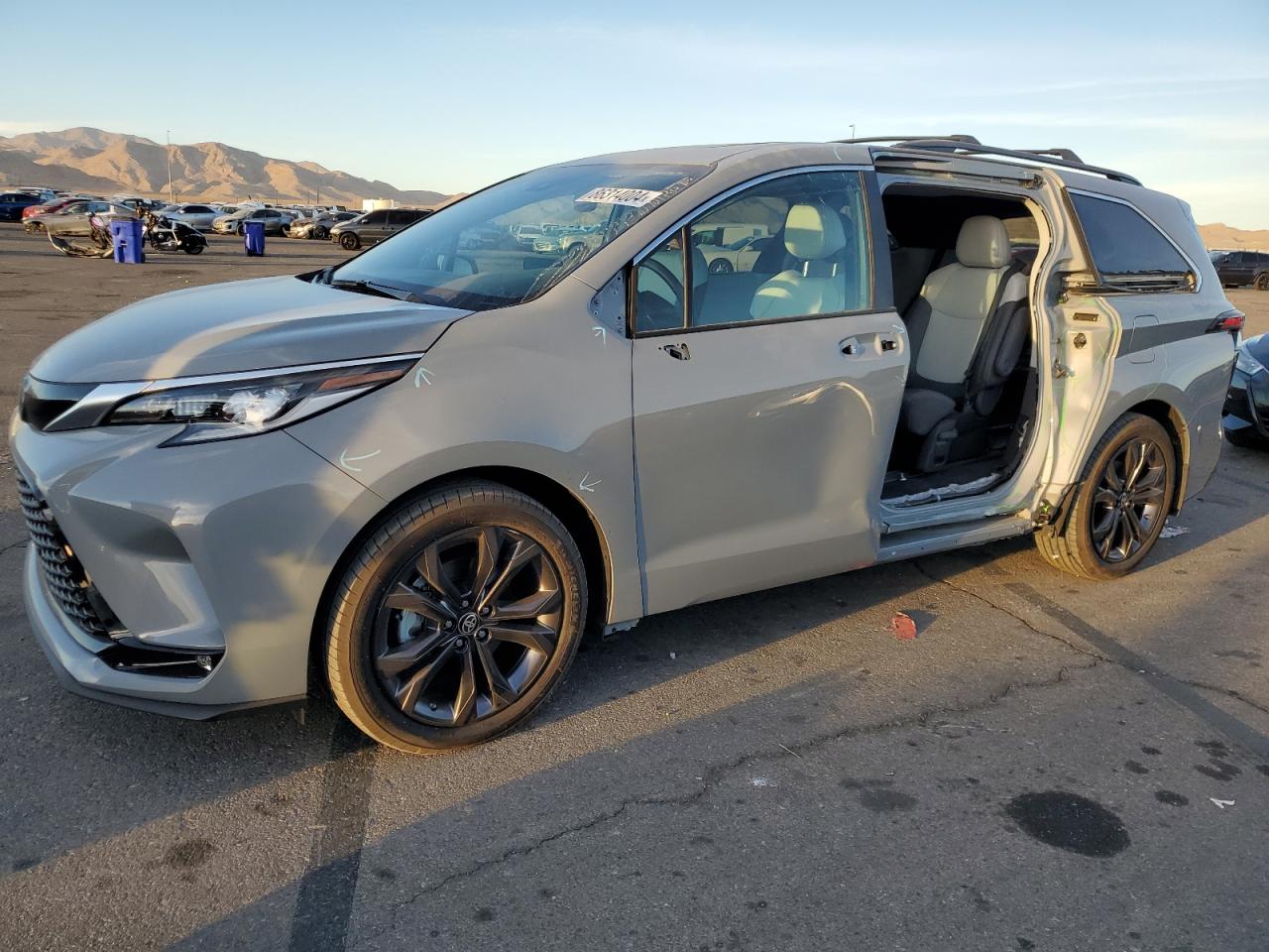 2024 TOYOTA SIENNA XSE VIN:5TDDRKEC6RS182951