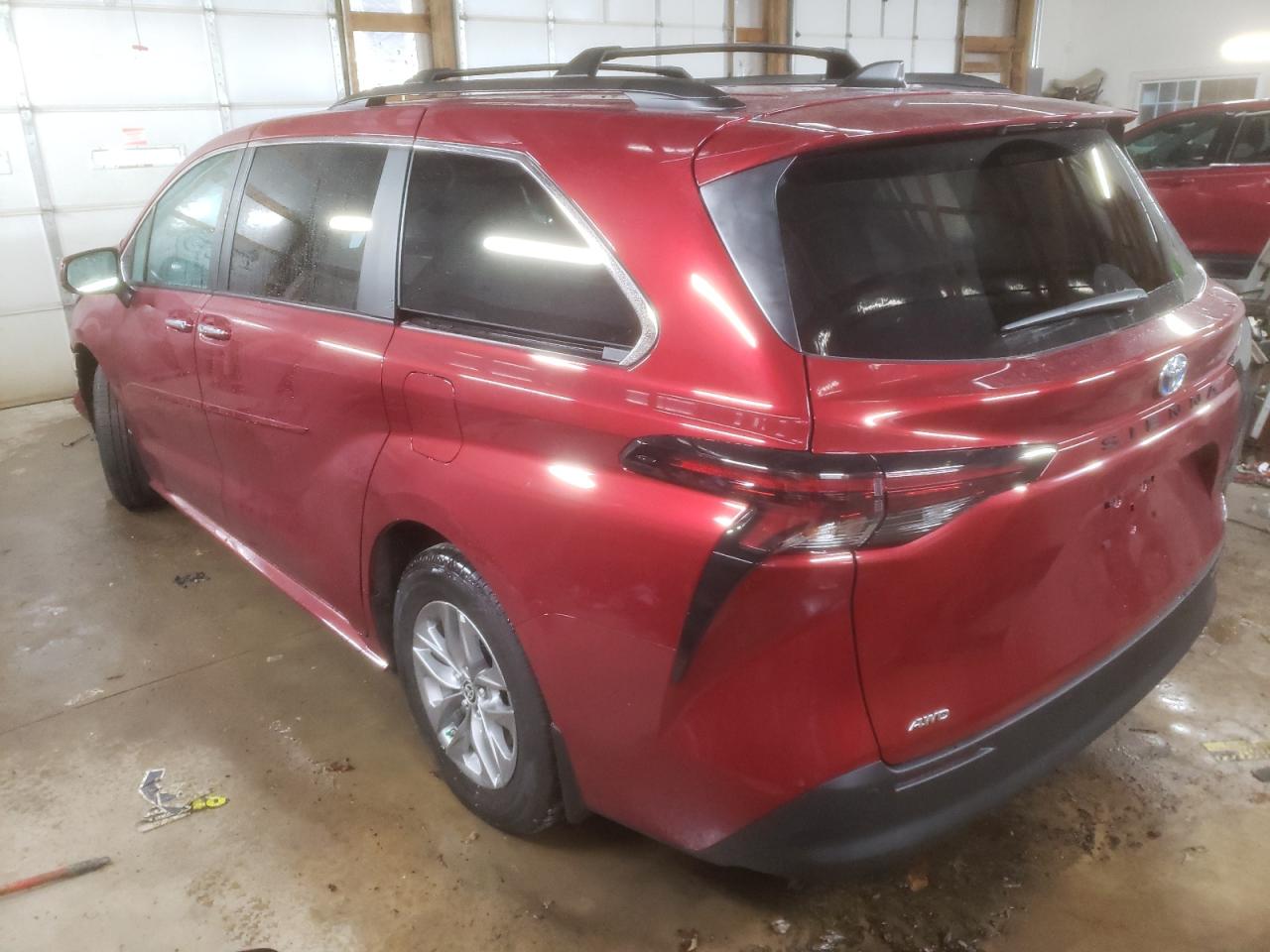 2024 TOYOTA SIENNA XLE VIN:5TDYSKFC9RS142500