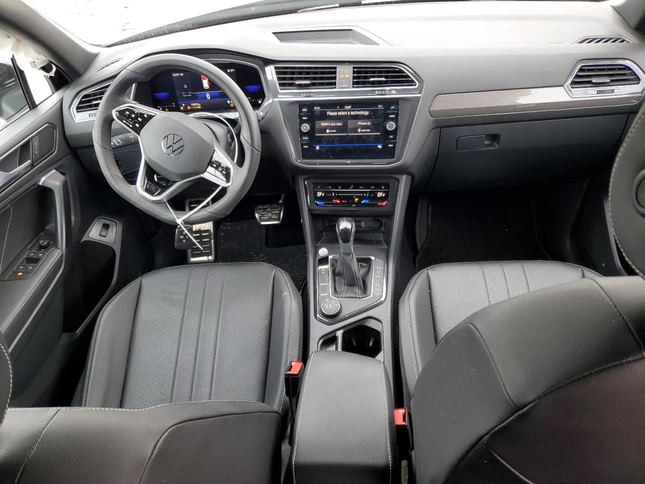 2022 VOLKSWAGEN TIGUAN SE R-LINE BLACK VIN:3VV8B7AX0NM155204