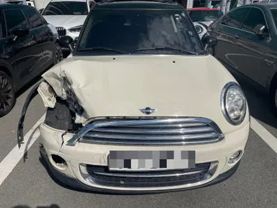 2014 MINI Clubman VIN: