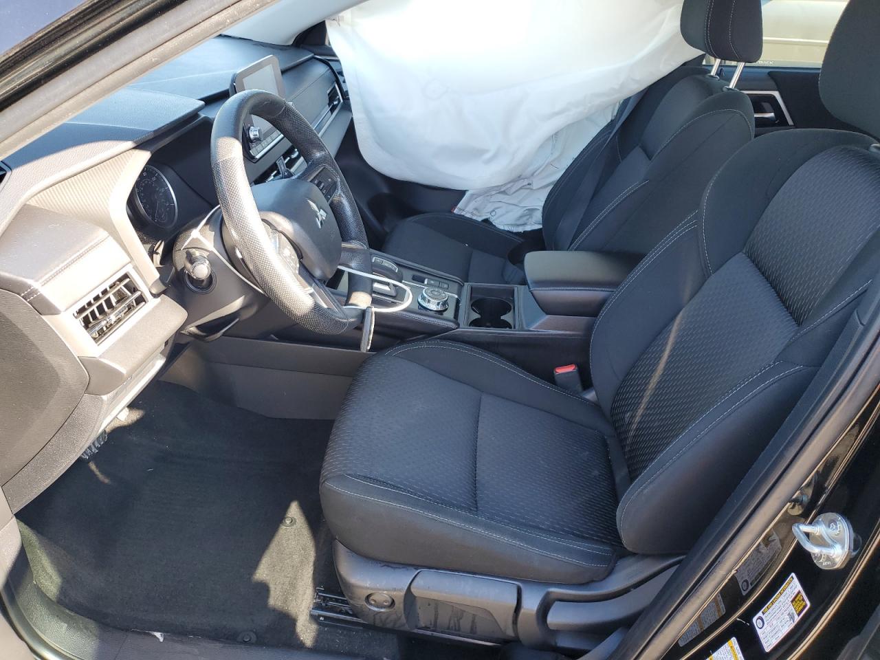 2022 MITSUBISHI OUTLANDER ES VIN:JA4J4TA82NZ015868