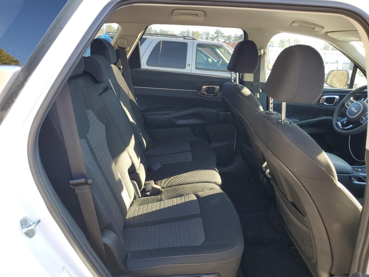 2022 KIA SORENTO LX VIN:5XYRG4LC3NG131487