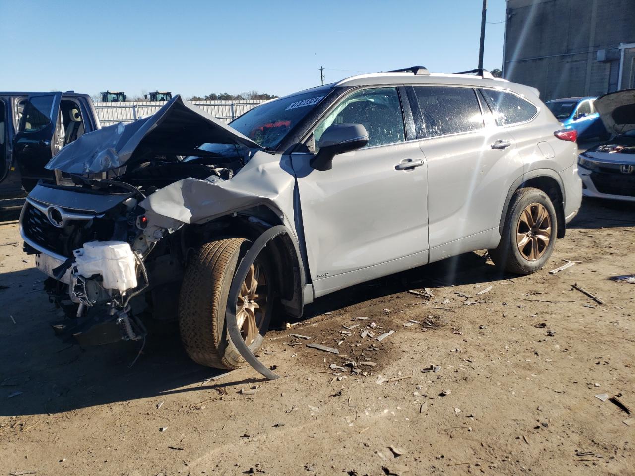 2022 TOYOTA HIGHLANDER HYBRID XLE VIN:5TDABRCH7NS539806