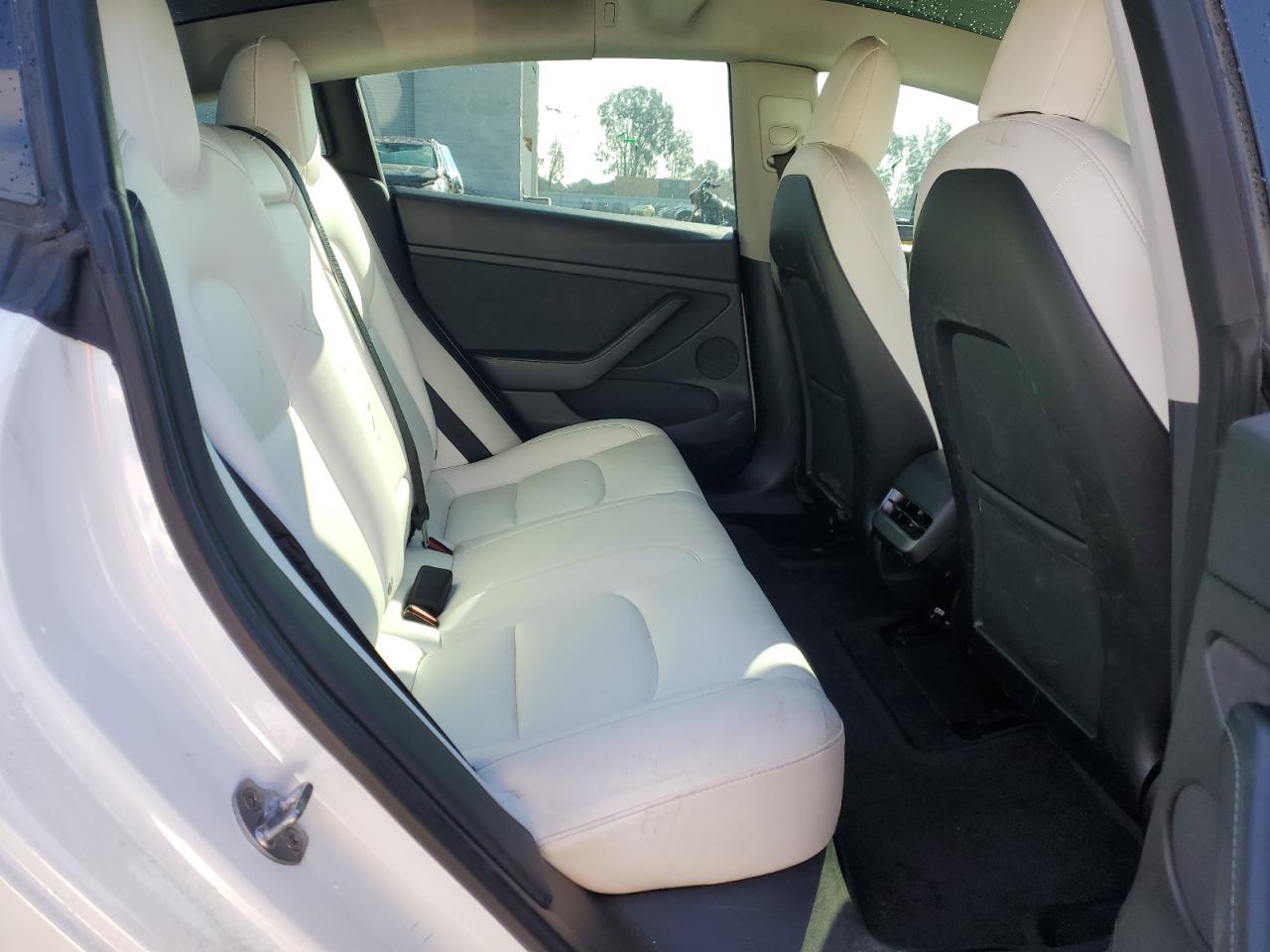 2022 TESLA MODEL 3  VIN:5YJ3E1EC1NF180850