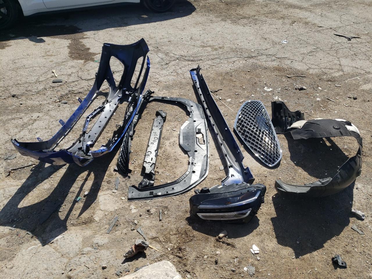 2022 GENESIS G70 BASE VIN:KMTG34TA2NU087158