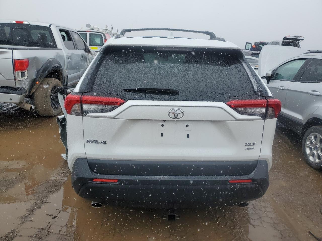 2024 TOYOTA RAV4 XLE PREMIUM VIN:2T3A1RFV6RW426566