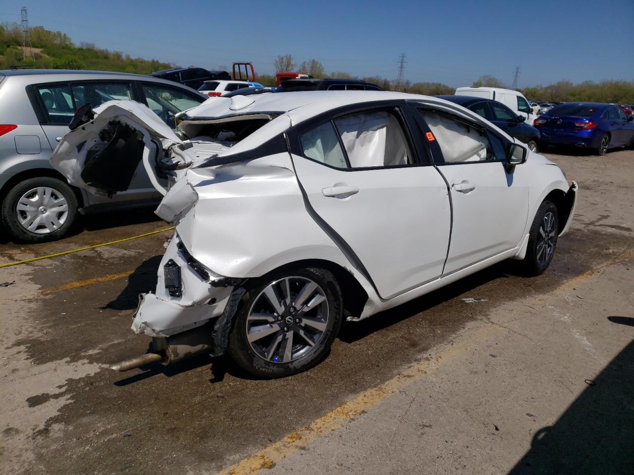 2024 NISSAN VERSA SV VIN:3N1CN8EV3RL817838