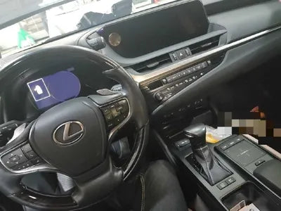 2018 Lexus ES 300 VIN: