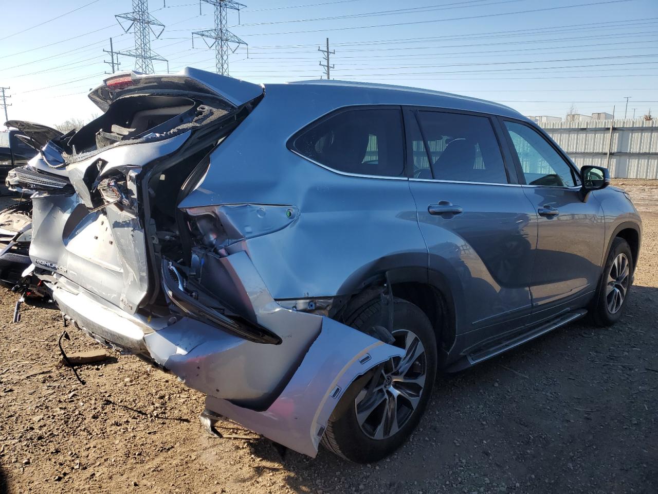 2024 TOYOTA HIGHLANDER LE VIN:5TDKDRBH6RS532237