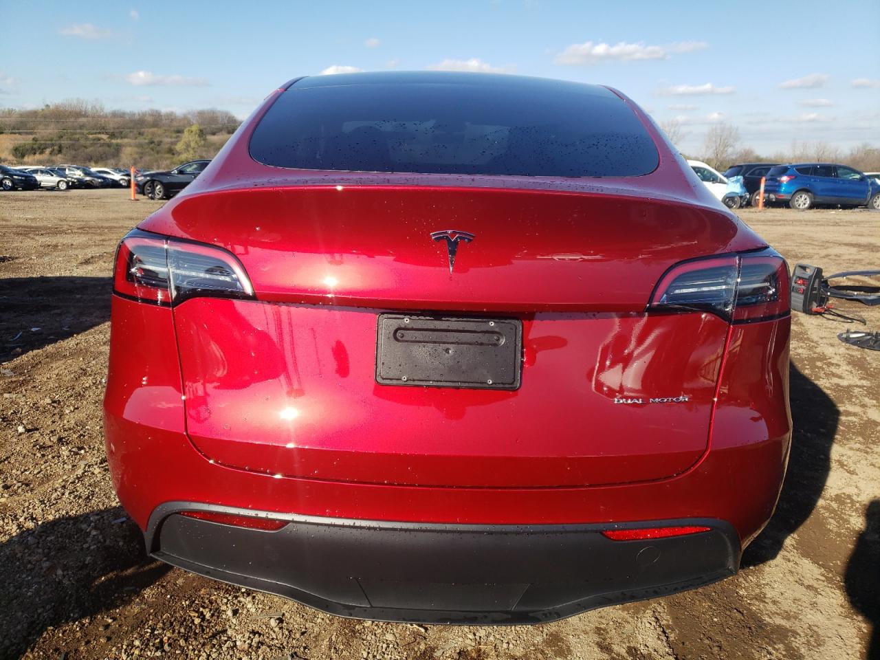 2024 TESLA MODEL Y  VIN:7SAYGDEE9RF025815