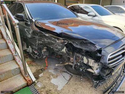 2021 Mercedes-Benz E 300 W1KZF5EB0MA947056 VIN:W1KZF5EB0MA947056