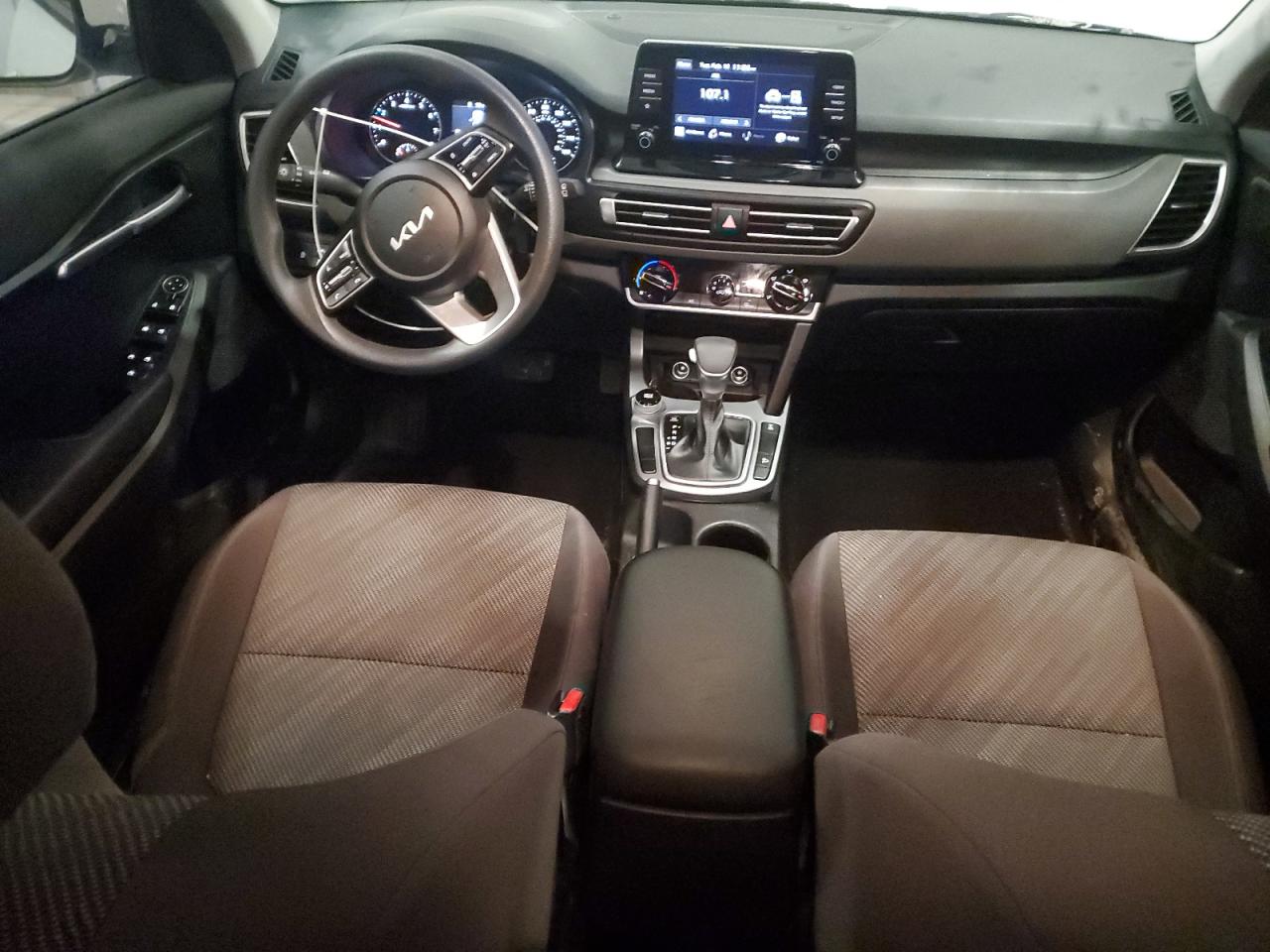 2022 KIA SELTOS LX VIN:KNDEPCAA1N7337494