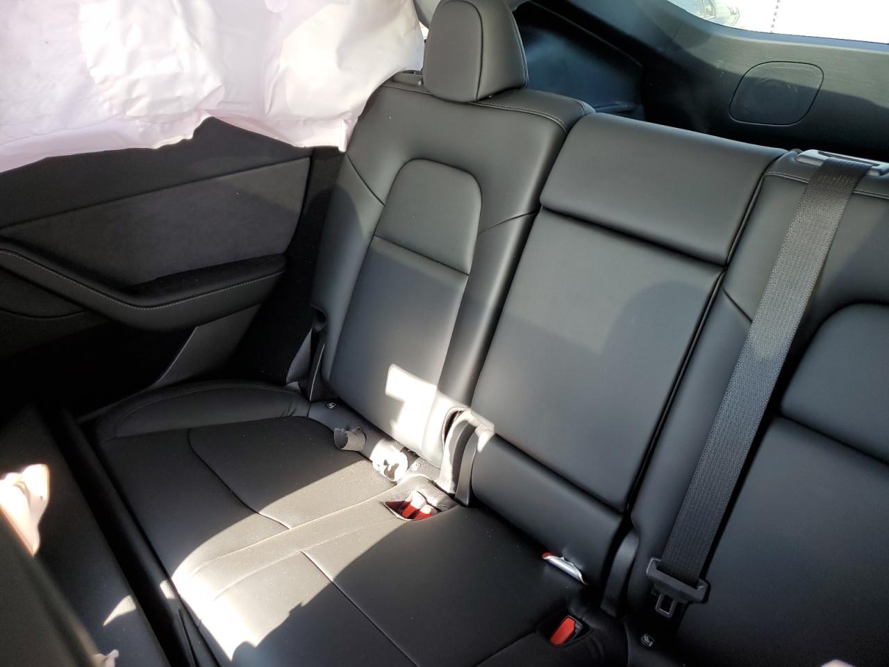 2023 TESLA MODEL Y  VIN:7SAYGDEE7PA037276