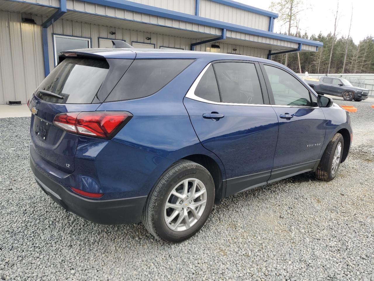 2022 CHEVROLET EQUINOX LT VIN:2GNAXKEV4N6111785