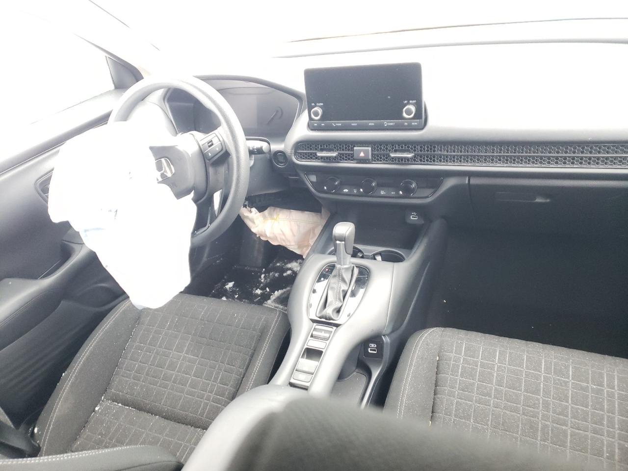 2023 HONDA HR-V LX VIN:3CZRZ2H33PM103020