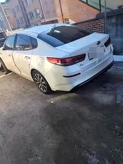2018 Kia K5 VIN:
