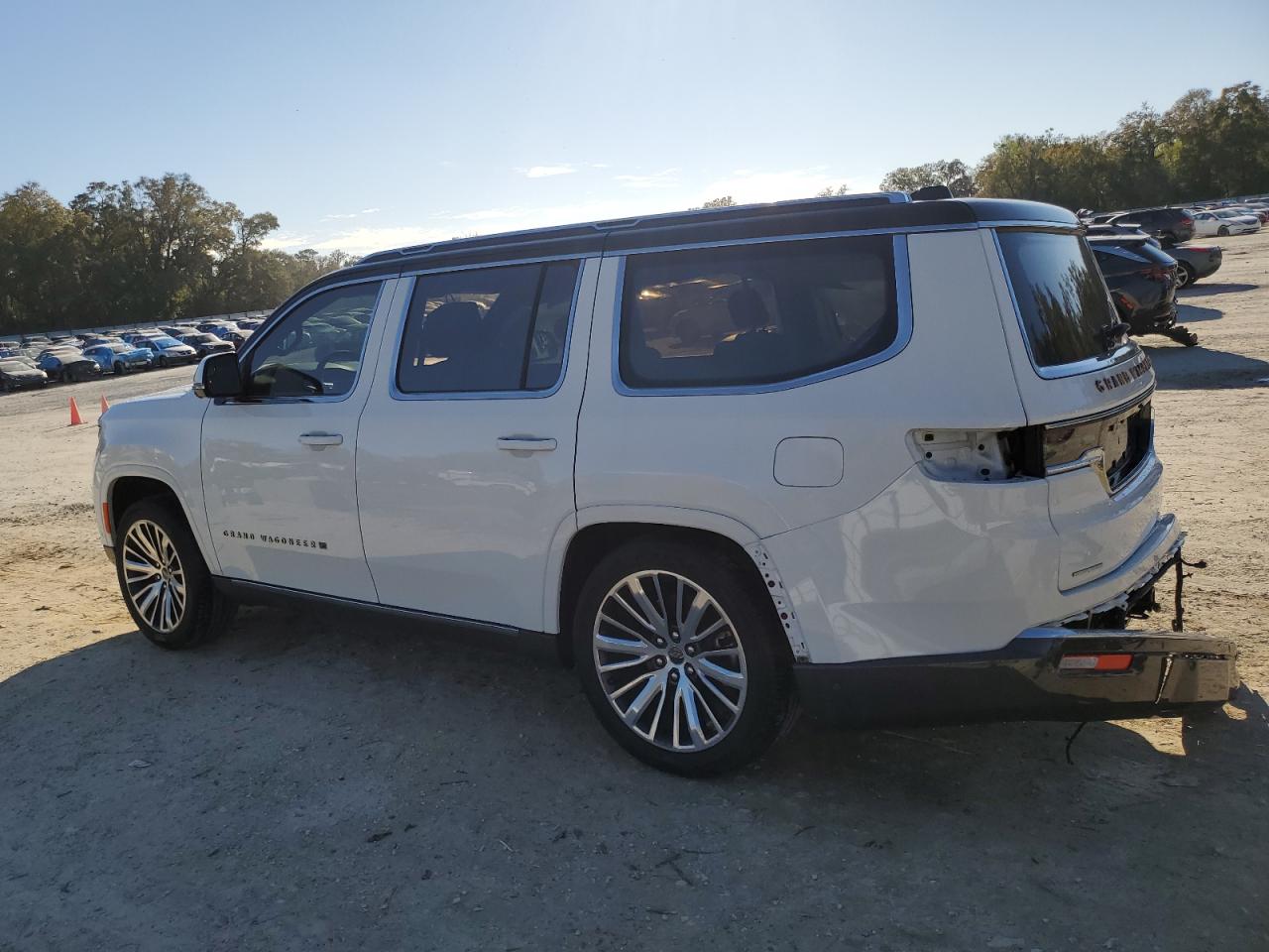 2022 JEEP GRAND WAGONEER SERIES III VIN:1C4SJVGJ1NS127806
