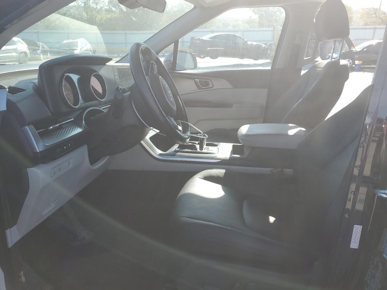 2024 KIA CARNIVAL LX VIN:KNDNB4H3XR6329482