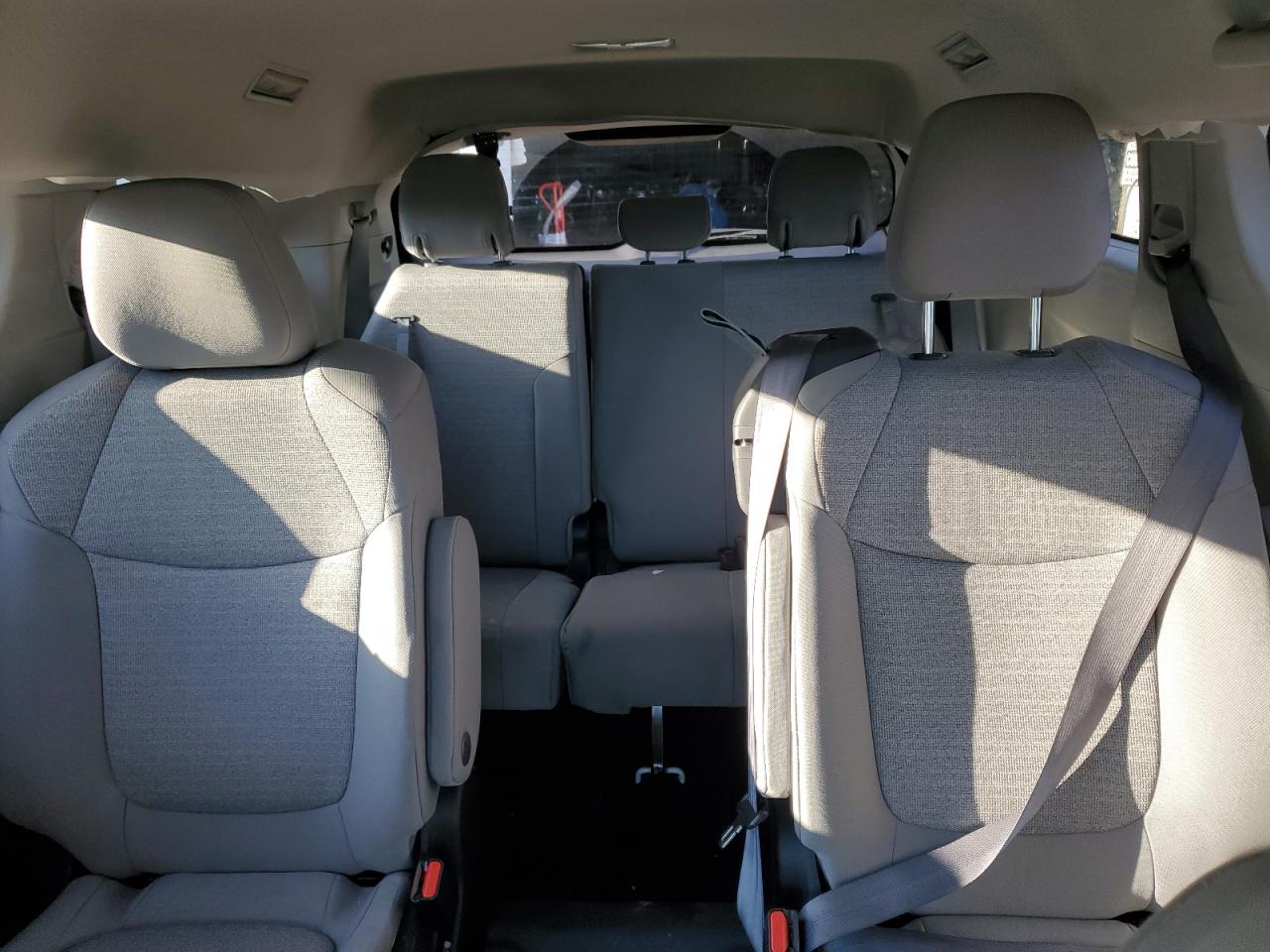 2022 TOYOTA SIENNA LE VIN:5TDKSKFC8NS041254