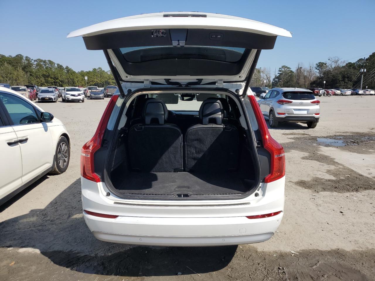 2022 VOLVO XC90 T5 MOMENTUM VIN:YV4102PK6N1801537