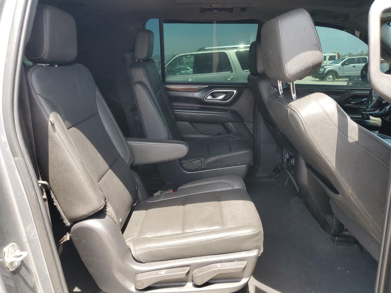 2022 CHEVROLET SUBURBAN K1500 Z71 VIN:1GNSKDKD3NR148101