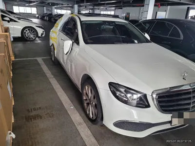 2018 Mercedes-Benz E 300 VIN: