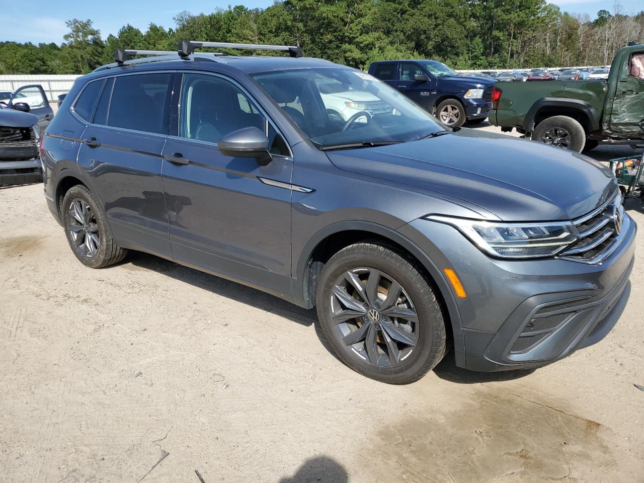 2023 VOLKSWAGEN TIGUAN SE VIN:3VV3B7AX4PM000328