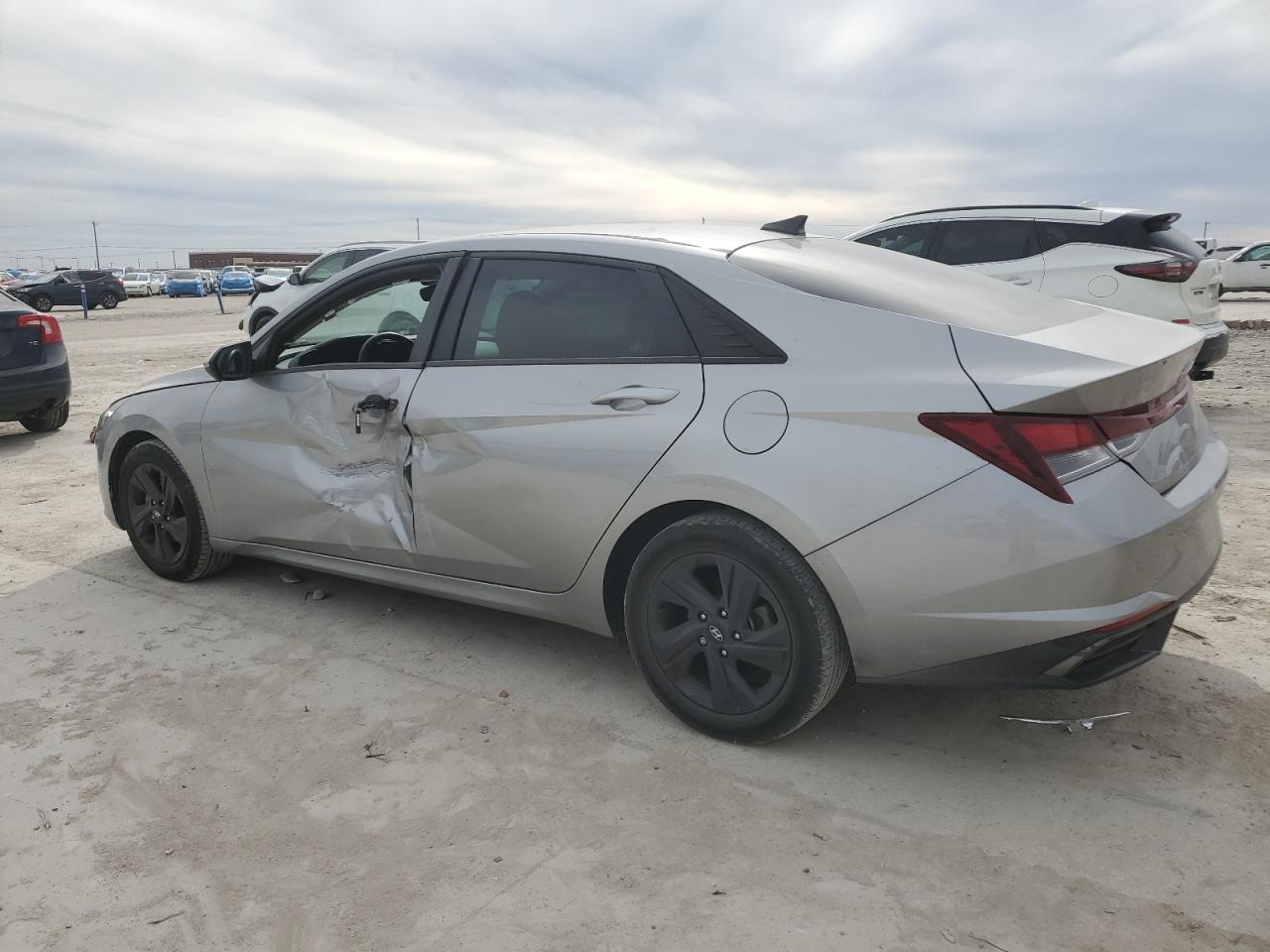 2022 HYUNDAI ELANTRA SEL VIN:5NPLS4AG7NH057431