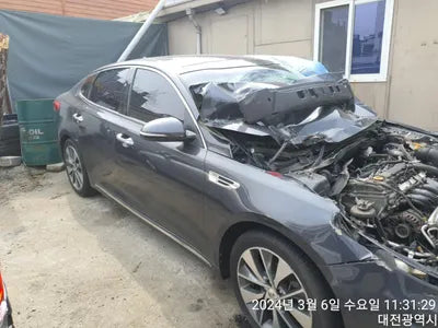 2016 Kia K5 KNAGU411BHA115123 VIN:KNAGU411BHA115123