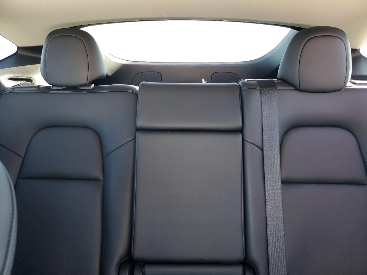 2022 TESLA MODEL Y VIN:7SAYGDEE0NF493118