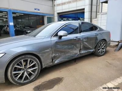 2017 Volvo S90 VIN: