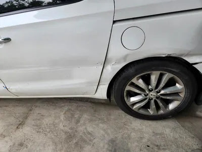 2015 Kia Carnival KNAMC81ABGS102005 VIN:KNAMC81ABGS102005