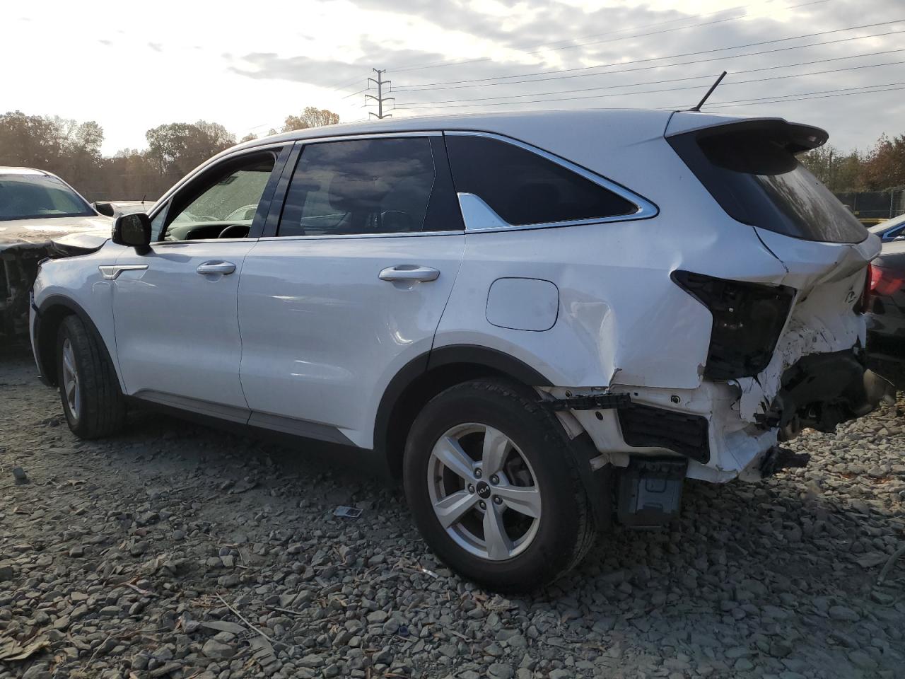 2022 KIA SORENTO LX VIN:5XYRG4LC9NG141148